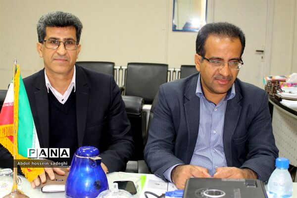 نشست تخصصی کار گروه زیر نظام تربیت معلم و تامین منابع انسانی استان بوشهر
