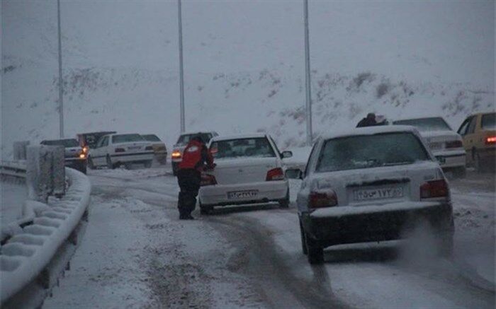 جزییات امدادرسانی به ۶ استان درگیر سیل، آبگرفتگی، برف و کولاک