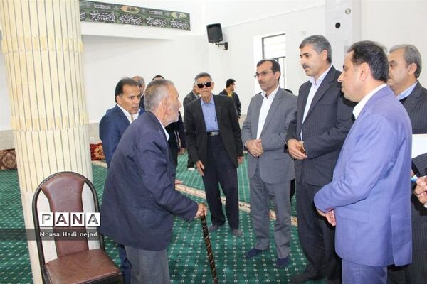 بازدید مدیرکل آموزش و پرورش استان بوشهر از شهرستان جم