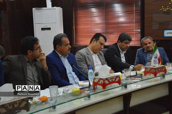 نشست توجیهی طرح تقویت بنیه علمی استان بوشهر