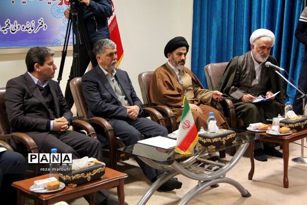 نشست شورای فرهنگ عمومی استان آذربایجان‌غربی با حضور وزیر فرهنگ و ارشاد اسلامی