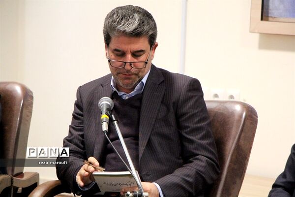 نشست شورای فرهنگ عمومی استان آذربایجان‌غربی با حضور وزیر فرهنگ و ارشاد اسلامی