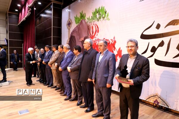 آیین بزرگداشت سالروز تاسیس نهضت سواد‌آموزی آذربایجان شرقی