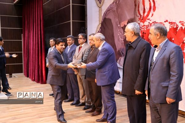 آیین بزرگداشت سالروز تاسیس نهضت سواد‌آموزی آذربایجان شرقی