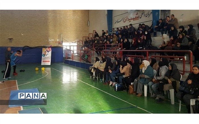 کارگاه طراحی و زمان‌بندی تمرین برای کودکان و نوجوانان