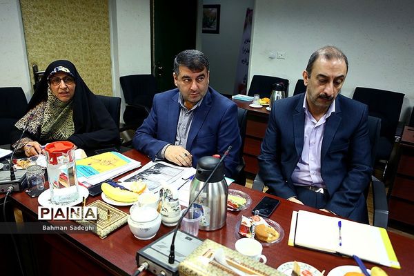 کارگروه مشورتی قطبی معاونان پرورشی و فرهنگی استان‌ها