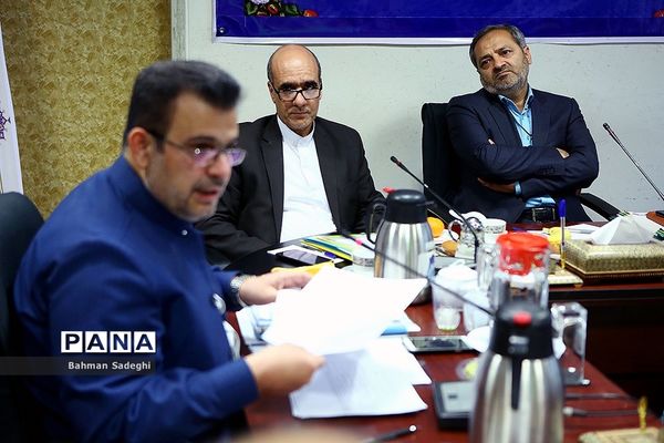 کارگروه مشورتی قطبی معاونان پرورشی و فرهنگی استان‌ها