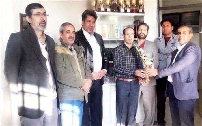 دبیر ریاضی اصفهانی این بار درس اخلاق داد