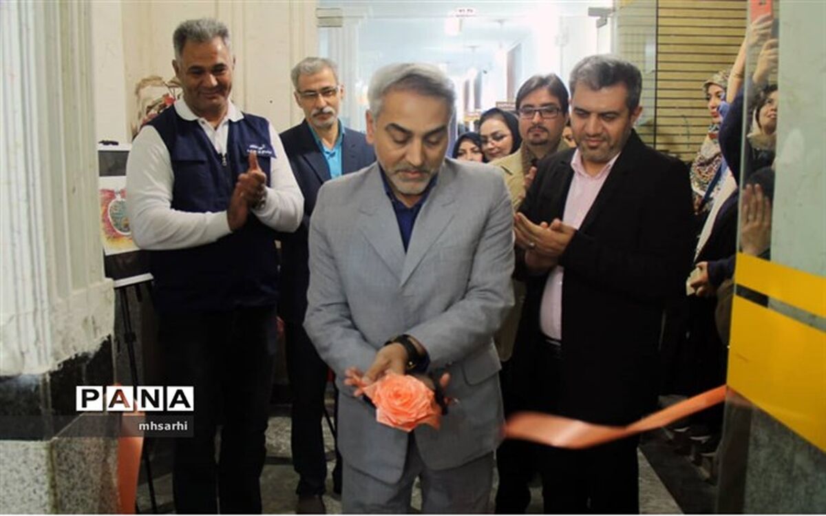 افتتاحیه دومین نمایشگاه گروهی آثار هنرآموزان گرافیک