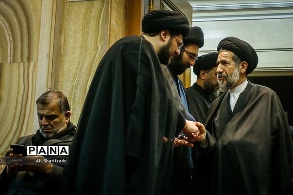مراسم وداع با پیکر آیت‌الله هاشمی شاهرودی - مسجد امام صادق (ع)