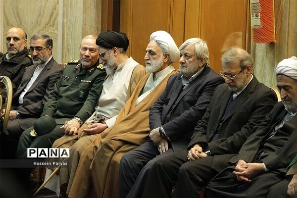 مراسم وداع با پیکر آیت‌الله هاشمی شاهرودی - مسجد امام صادق (ع)