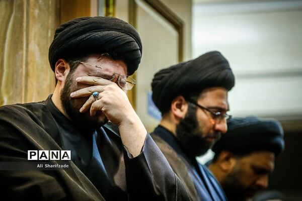 مراسم وداع با پیکر آیت‌الله هاشمی شاهرودی - مسجد امام صادق (ع)