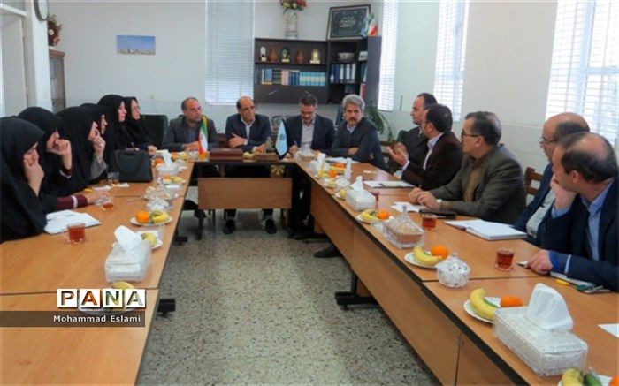 تجلیل از دست اندارکاران المپیادهای علمی و جشنواره جوان خوارزمی