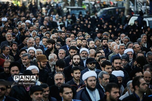 مراسم تشییع پیکر آیت‌الله هاشمی شاهرودی در تهران
