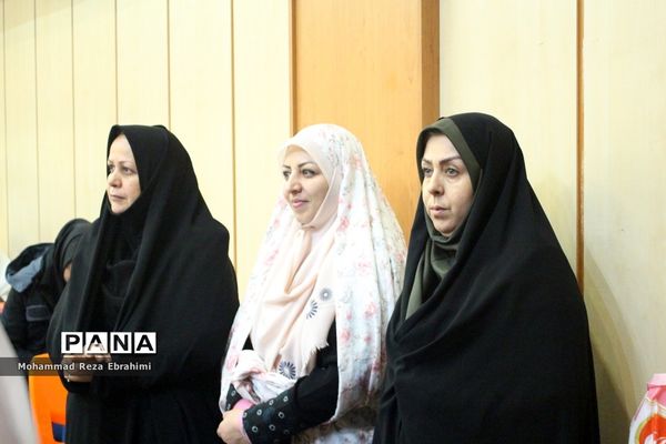 برگزاری جشن تکلیف دانش آموزی در مدارس ناحیه 1 همدان