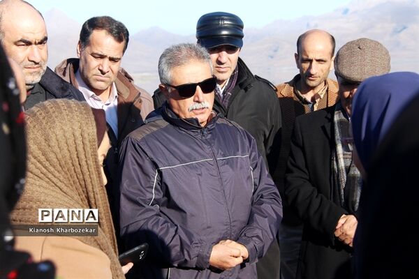 بازدید سرگروه‌های جغرافیای ادارات کل آموزش و پرورش کشور از دریاچه ارومیه