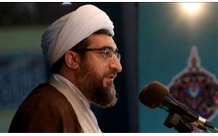 امام جمعه موقت تبریز: مردم فهیم ایران جشن 40 سالگی انقلاب را با عظمت تر از سالهای قبل برپا خواهند کرد
