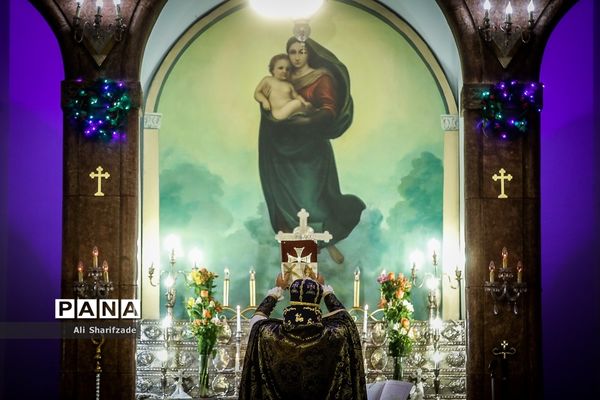 مراسم میلاد حضرت عیسی مسیح در کلیسا حضرت مریم