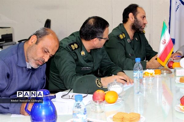 جلسه ستاد هماهنگی راهیان نور مرحله برادران بسیج دانش‌آموزی استان بوشهر