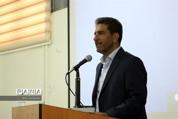 همایش  گرامیداشت روز گزینش  در اسلامشهر