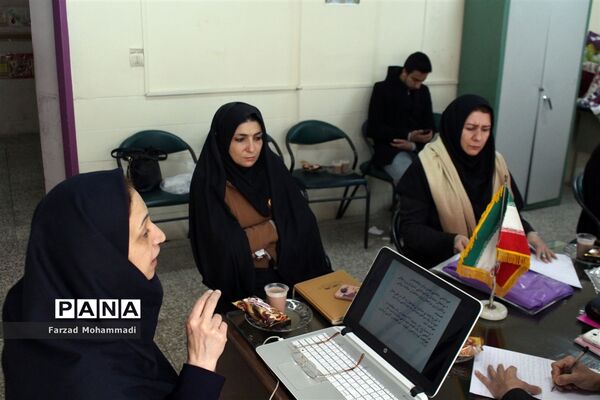 کارگاه آموزشی مدیریت فوریت ویژه مشاوران چهاردانگه