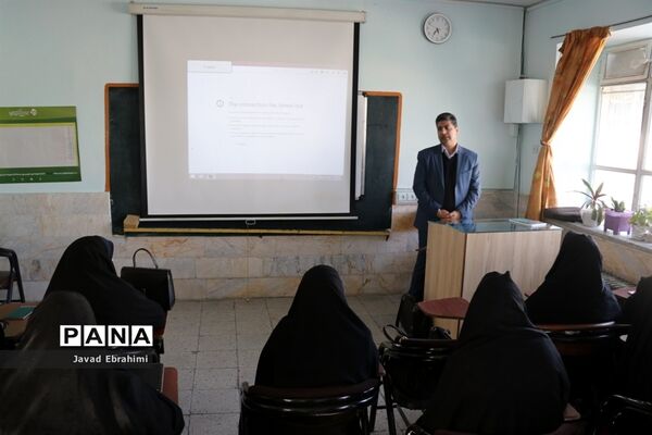 دوره توانمندسازی مربیان، معاونان پرورشی و مشاوران قطب شهید مدرس خراسان رضوی