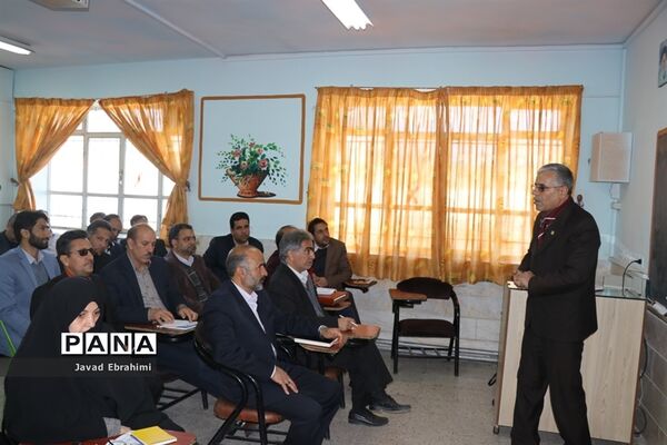 دوره توانمندسازی مربیان، معاونان پرورشی و مشاوران قطب شهید مدرس خراسان رضوی