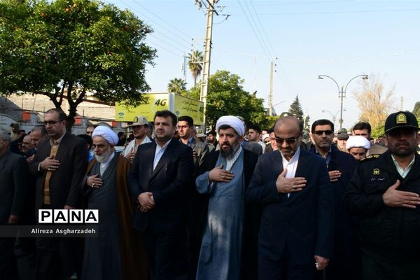 آیین تشییع پیکر شهید مدافع حرم علیرضا بریری در بابلسر