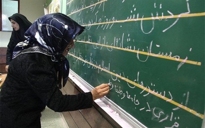 آذربایجان غربی رتبه ششم جذب سواد آموز را در کشور دارد