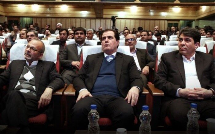 وحدت و همبستگی، رمز موفقیت کشور در شرایط تحریم است