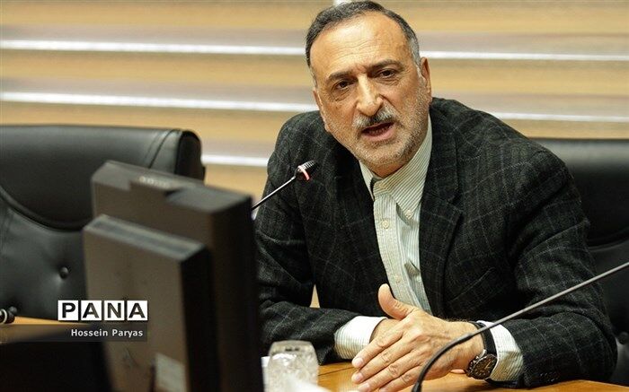 وزیر سابق آموزش‌و‌پرورش تامین سیستم گرمایشی 5مدرسه را تقبل کرد