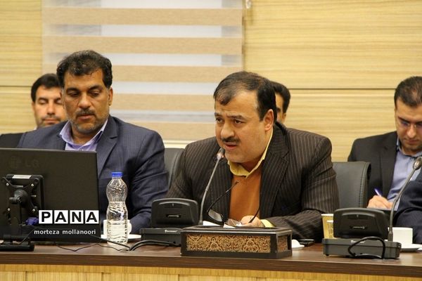 دویست و شصت و چهارمین جلسه شورای آموزش و پرورش با حضور معاون وزیر آموزش و پرورش و استاندار یزد