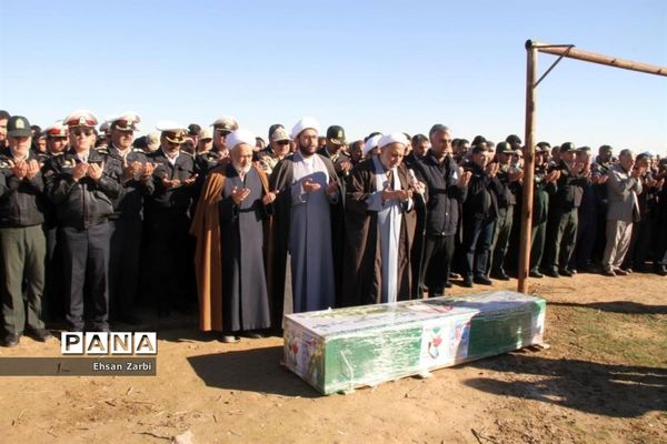 مراسم تشیع پیکر پاک و مطهر  شهید غلامحسن جام‌دوست در تربت جام