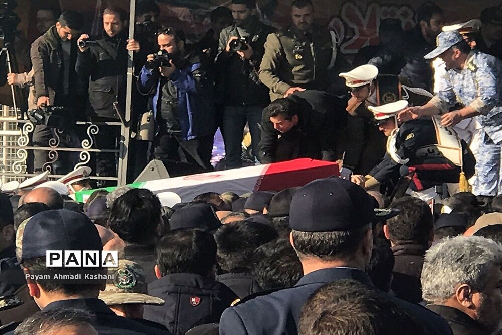 مراسم تشییع شهدای حادثه سقوط بوئینگ ۷۰۷