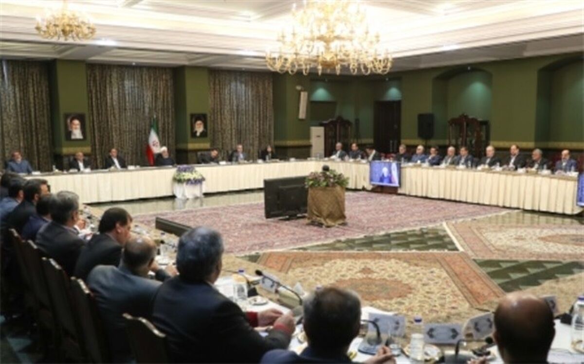 روحانی : افکار، آرمان‌ها و نظرات حاکمان جامعه باید با اکثریت قاطع مردم همخوانی داشته باشد