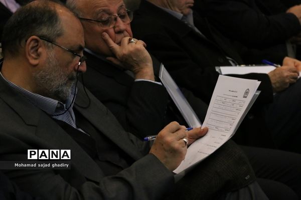 نخستین نشست مجمع خیرین امین در پلیس پایتخت
