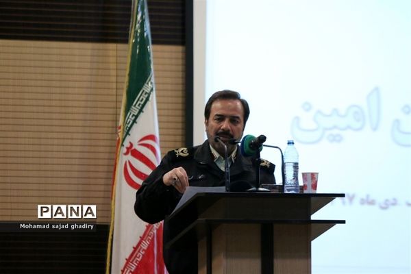 نخستین نشست مجمع خیرین امین در پلیس پایتخت