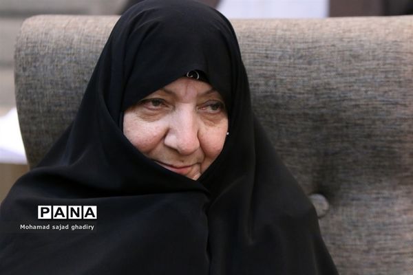 نخستین نشست مجمع خیرین امین در پلیس پایتخت