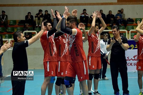 سرخ پوشان تبریزی با برد شهروند اراک یک قدم به پلی آف نزدیک تر شدند