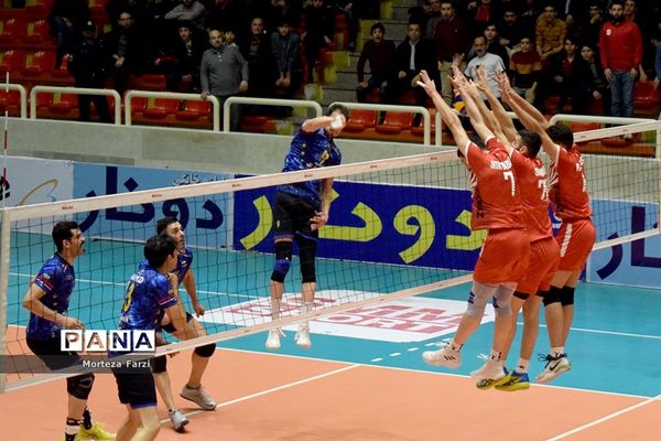 سرخ پوشان تبریزی با برد شهروند اراک یک قدم به پلی آف نزدیک تر شدند