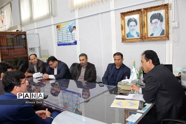 جلسه هم‌اندیشی حوزه معاونت پشتیبانی و سازمان دانش‌آموزی استان بوشهر