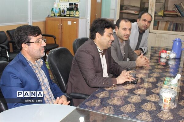 جلسه هم‌اندیشی حوزه معاونت پشتیبانی و سازمان دانش‌آموزی استان بوشهر