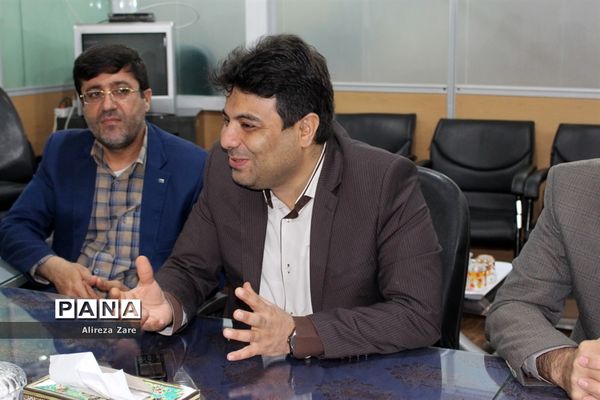 جلسه هم‌اندیشی حوزه معاونت پشتیبانی و سازمان دانش‌آموزی استان بوشهر