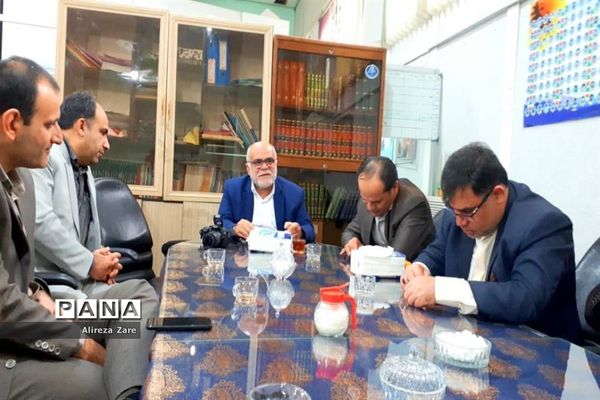 جلسه هم‌اندیشی حوزه معاونت پشتیبانی و سازمان دانش‌آموزی استان بوشهر