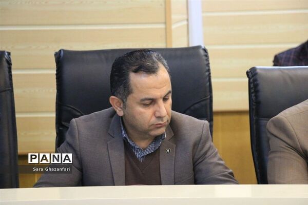 نشست خبری حسین مرعشی سخنگوی حزب کارگزاران سازندگی در ساری