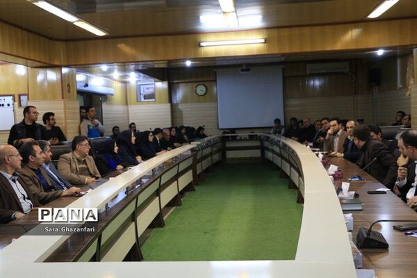 نشست خبری حسین مرعشی سخنگوی حزب کارگزاران سازندگی در ساری