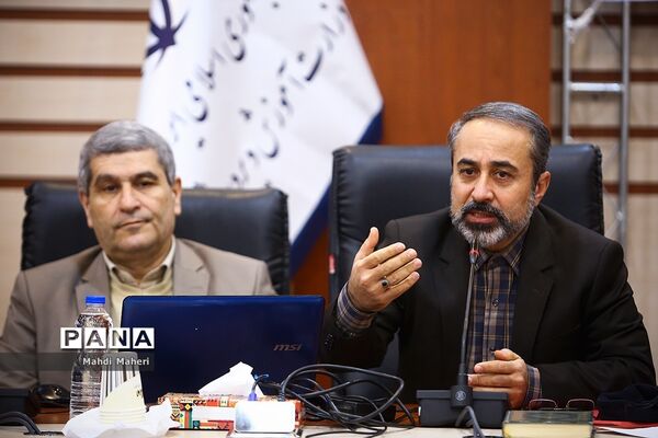 گردهمایی مشترک مسئولان، کارشناسان، رابطان استانی و معاونت آموزش ابتدایی پروژه «بازی و یادگیری»