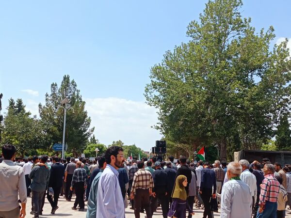 مشت هایی که انتقام را صدا می‌زند 
