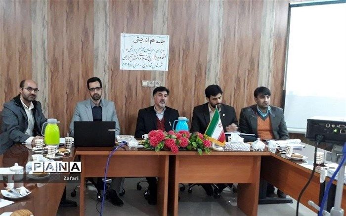 مسئول اتحادیه انجمن های اسلامی دانش آموزان خراسان شمالی: دستاوردهای چهل‌ساله انقلاب را در جشنواره "مدرسه انقلاب" به نمایش بگذاریم