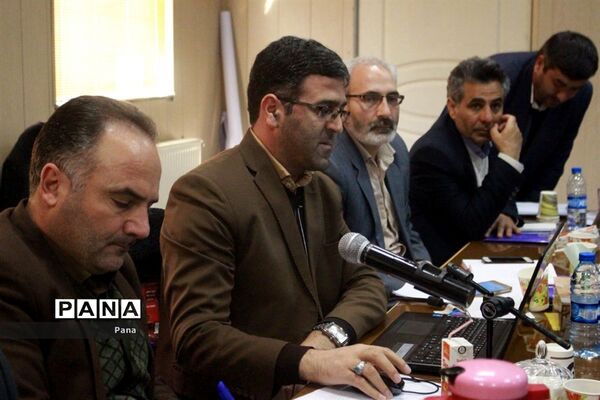گردهمایی معاونان پرورشی و تربیت‌بدنی آموزش و پرورش آذربایجان‌شرقی در ورزقان